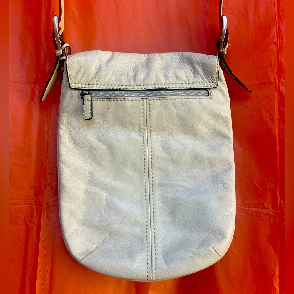 Guess messenger bag envelope style - Picture 3 of 14